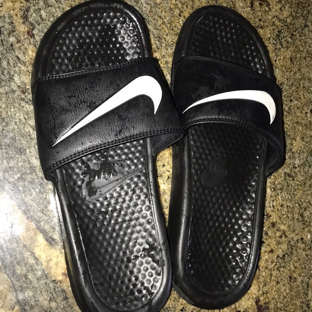 Nike slides